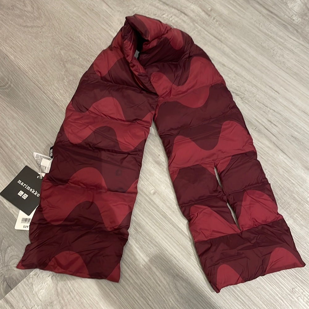 Marimekko x Uniqlo scarf